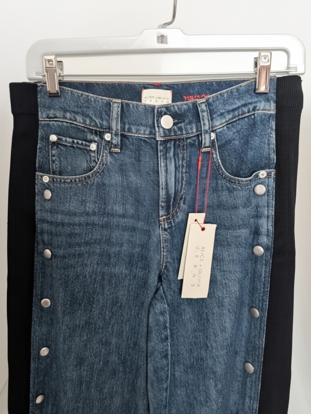 Alice + Olivia Two-Tone Wide Leg Snap-Trim Jeans in Denim Blue and Black Size 26 - Picture 6 of 13